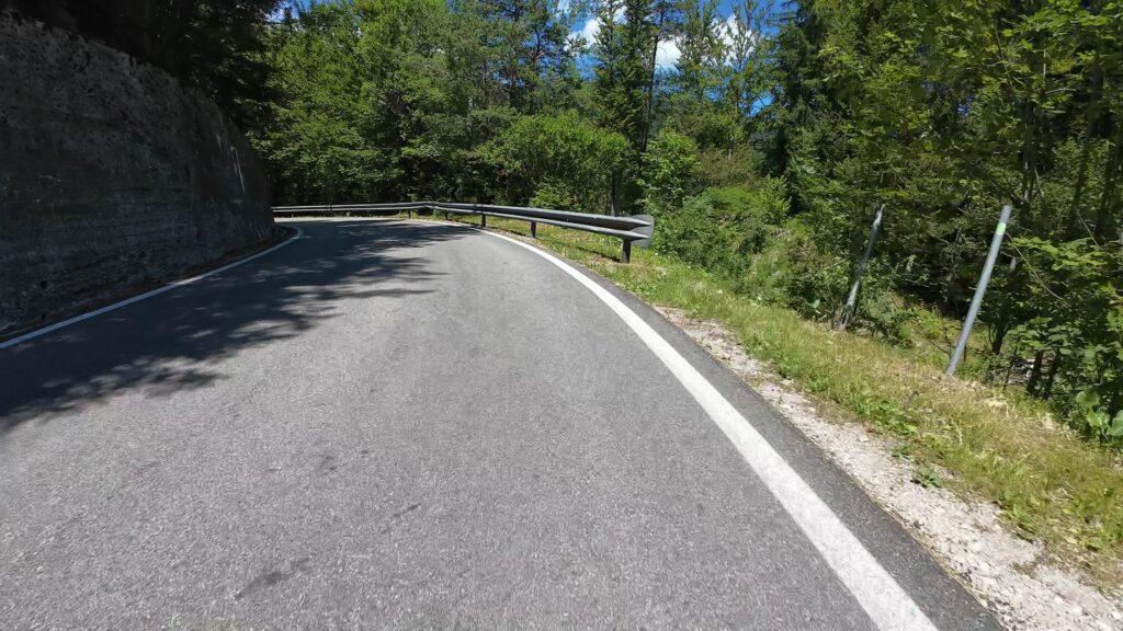 CH0048 belopeska jezera border 002