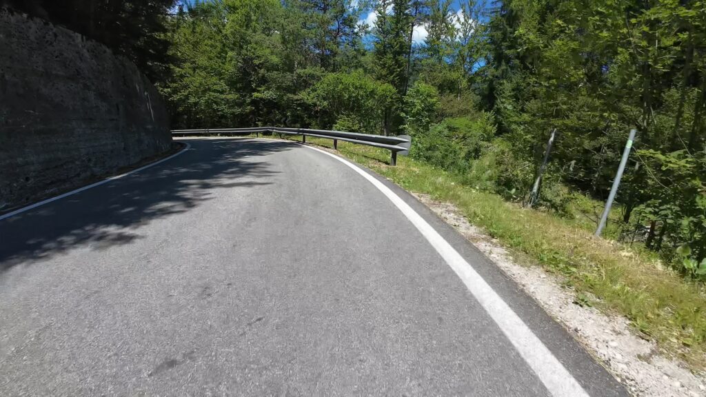 CH0053 belopeska jezera jesenice 002