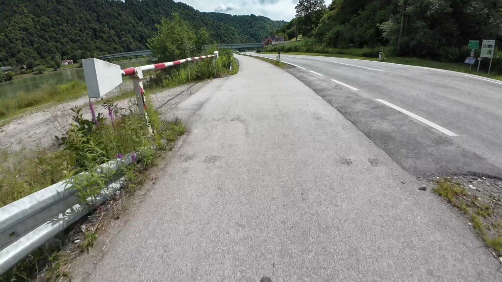 CH0061 Engelhartszell Schlogen 014