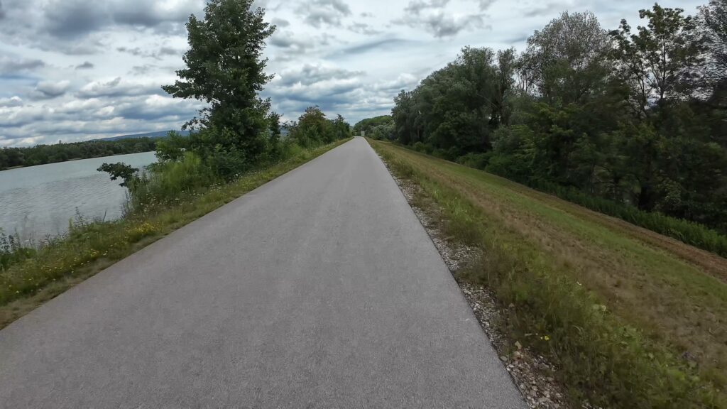 CH0063 aschach linz 022