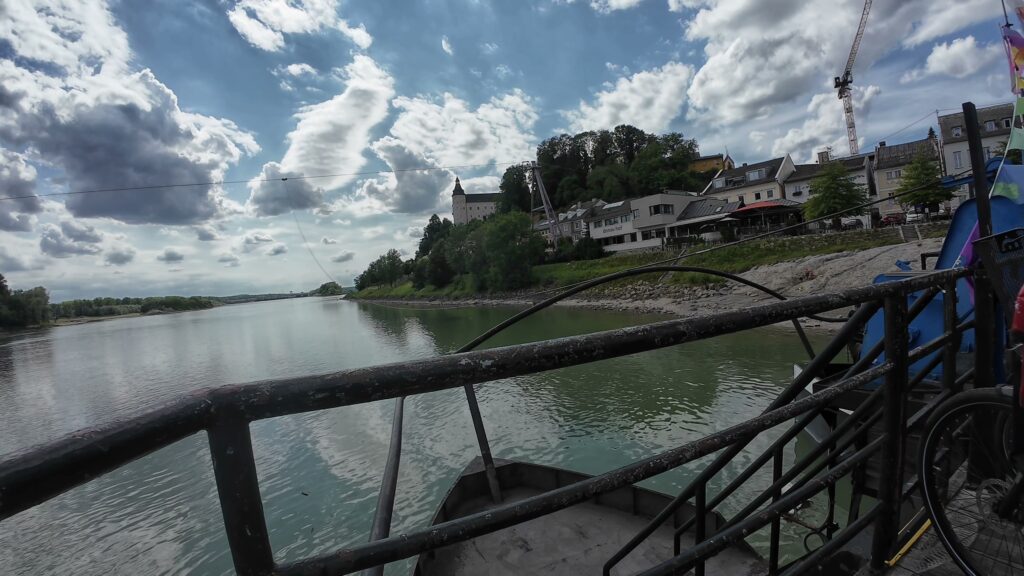 CH0063 aschach linz 045