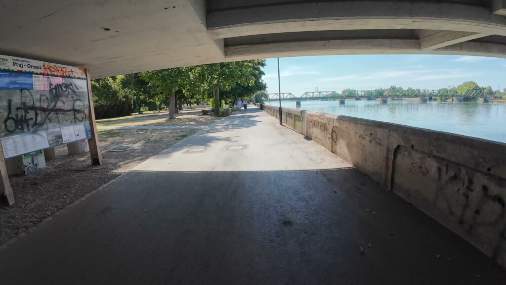 CH0095 013