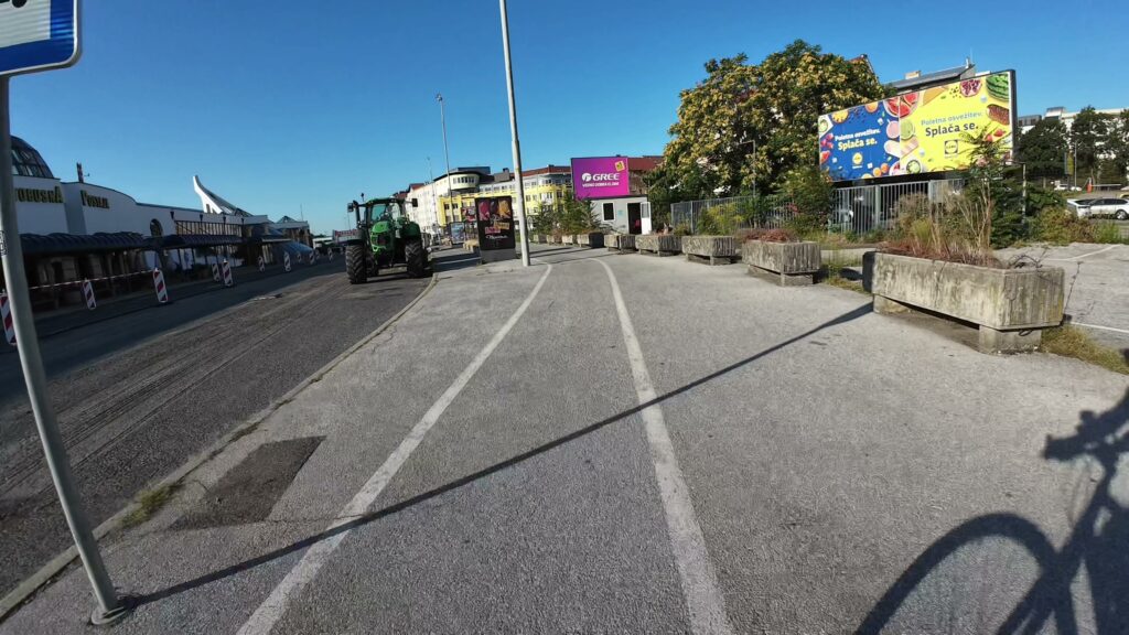CH0098 001